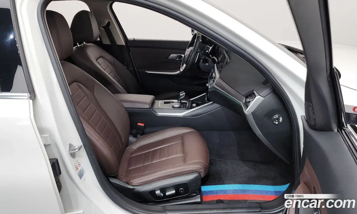 BMW 3 серия 2020 2.0 автомат (гидро), фото 16