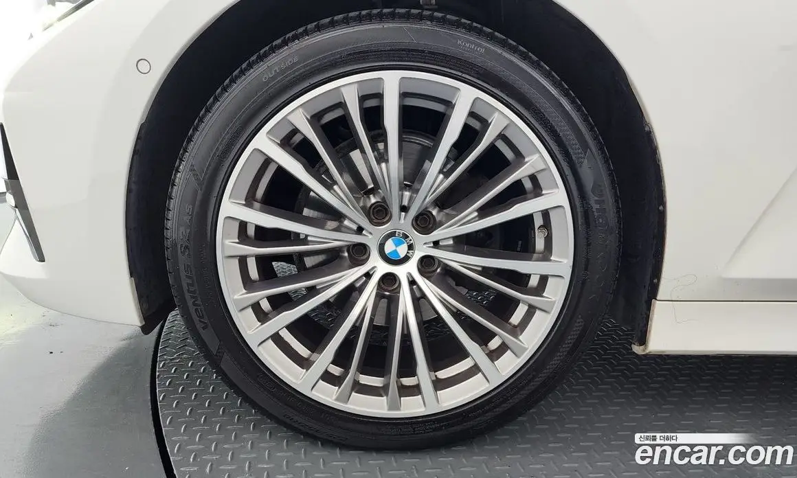 BMW 3 серия 2020 2.0 автомат (гидро), фото 5