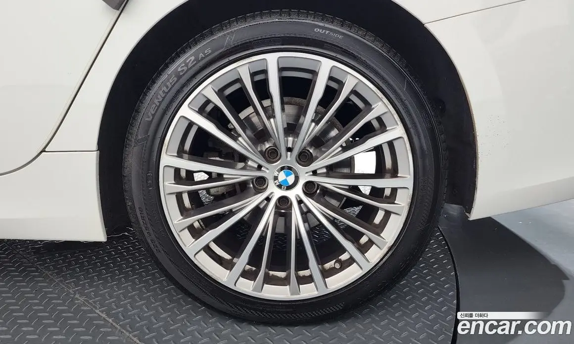 BMW 3 серия 2020 2.0 автомат (гидро), фото 7