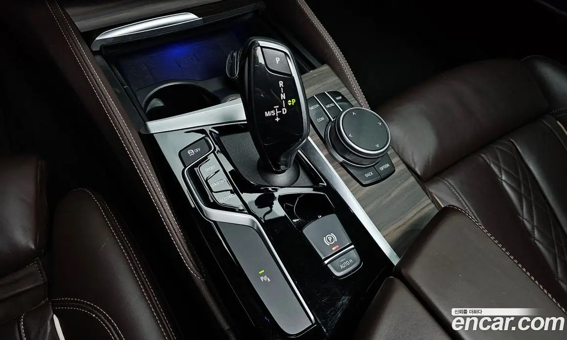 BMW 5 серия 2020 2.0 автомат (гидро), фото 12 BMW 5 серия 2020 2.0 автомат (гидро), фото 12