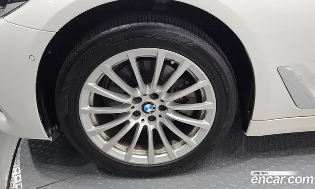 BMW 5 серия 2020 2.0 автомат (гидро), миниатюра 5 BMW 5 серия 2020 2.0 автомат (гидро), миниатюра 5