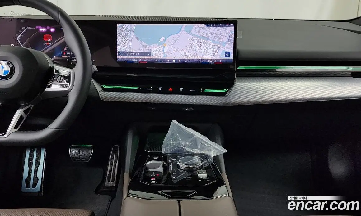 BMW 5 серия 2024 2.0 автомат (гидро), фото 20