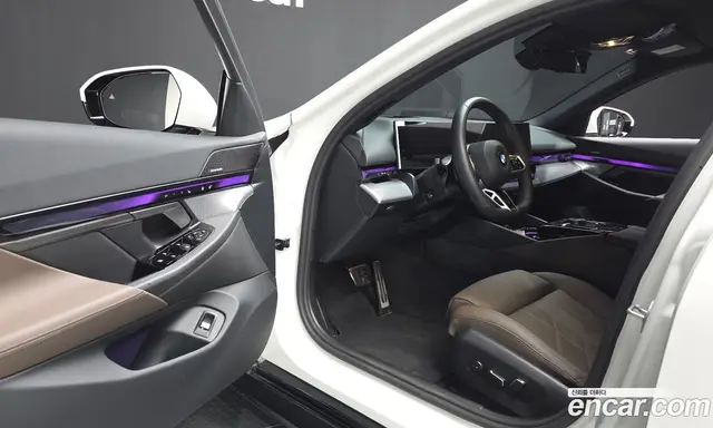 BMW 5 серия 2025 2.0 автомат (гидро), миниатюра 12