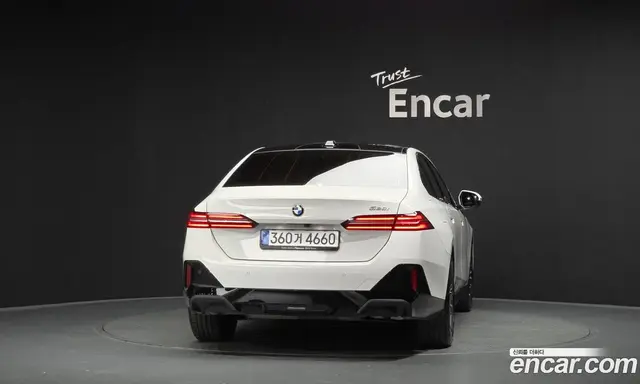 BMW 5 серия 2025 2.0 автомат (гидро), миниатюра 3