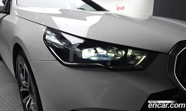 BMW 5 серия 2025 2.0 автомат (гидро), миниатюра 7