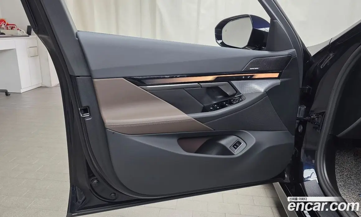 BMW 5 серия 2025 2.0 автомат (гидро), фото 13 BMW 5 серия 2025 2.0 автомат (гидро), фото 13