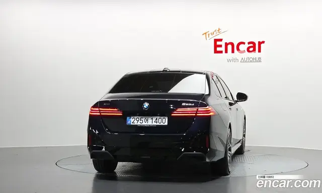 BMW 5 серия 2025 2.0 автомат (гидро), миниатюра 3 BMW 5 серия 2025 2.0 автомат (гидро), миниатюра 3