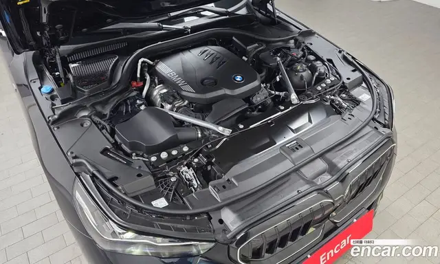 BMW 5 серия 2025 2.0 автомат (гидро), миниатюра 5 BMW 5 серия 2025 2.0 автомат (гидро), миниатюра 5