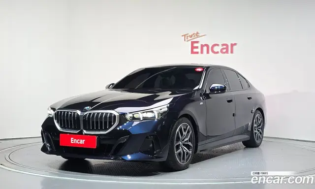 BMW 5 серия, 2025, 34 943 км