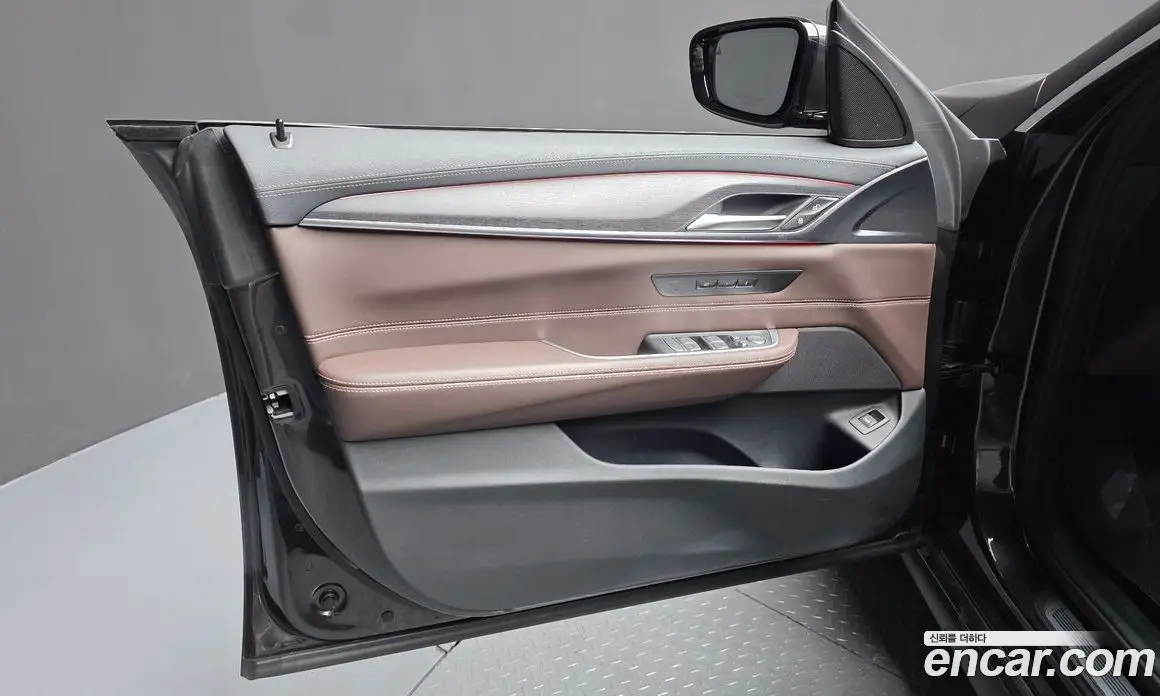 BMW 6 серия 2022 2.0 автомат (гидро), фото 14