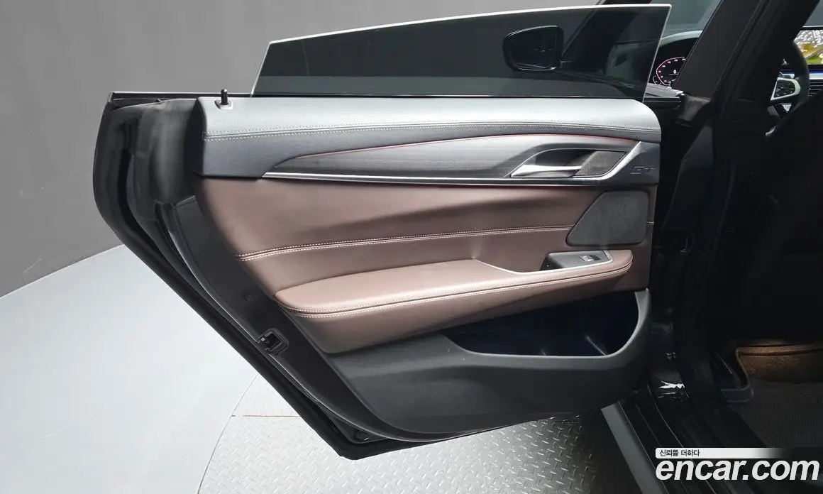 BMW 6 серия 2022 2.0 автомат (гидро), фото 15