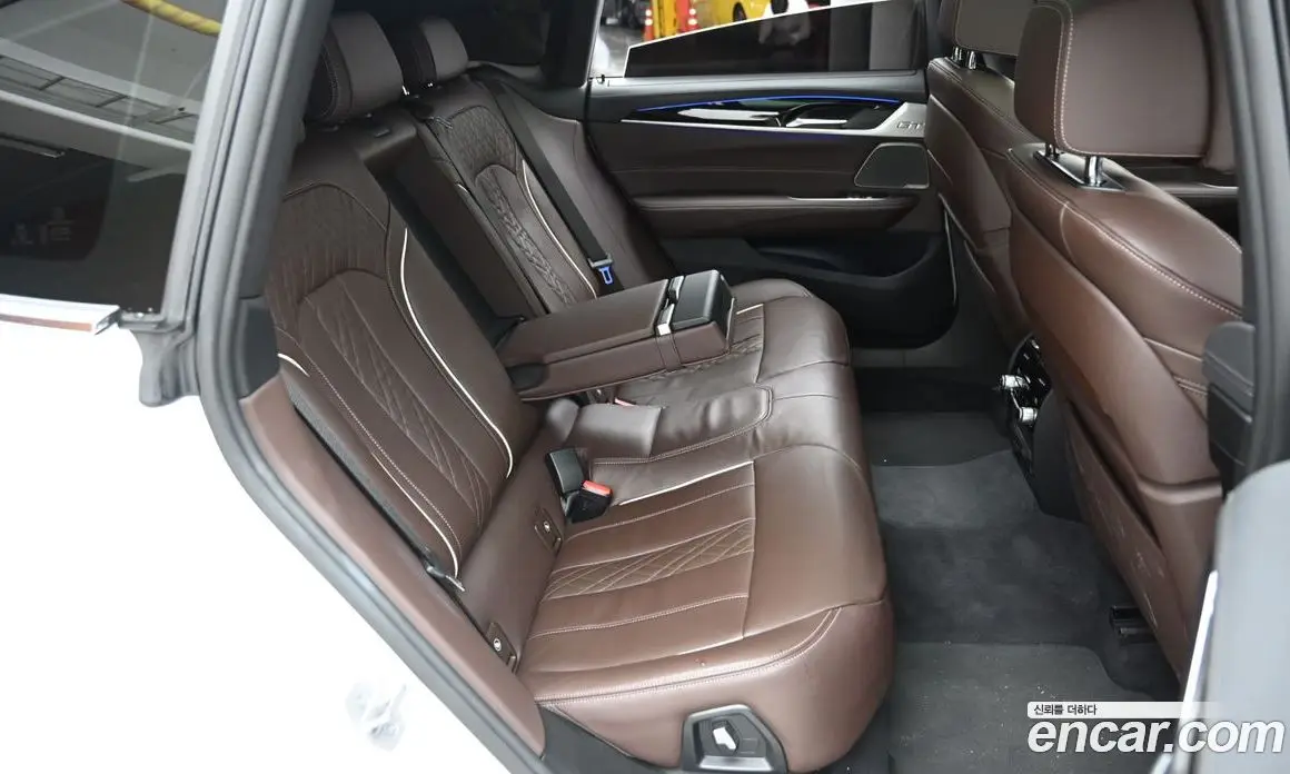 BMW 6 серия 2024 3.0 автомат (гидро), фото 12