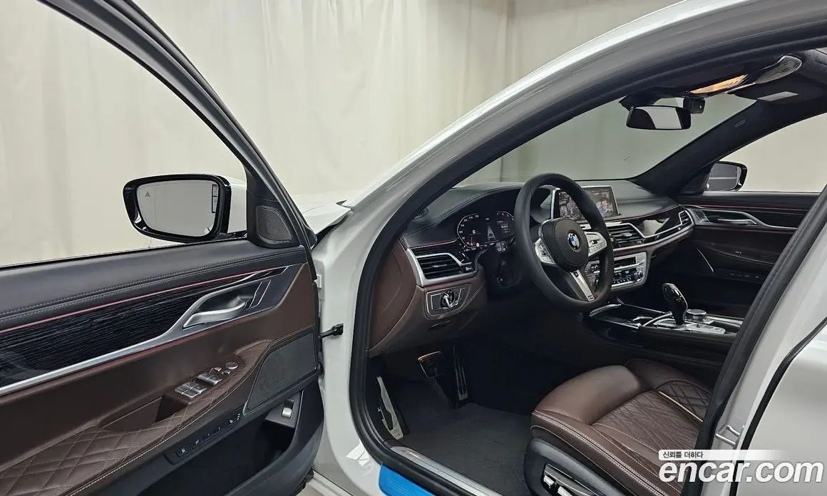BMW 7 серия 2022 3.0 автомат (гидро), фото 12