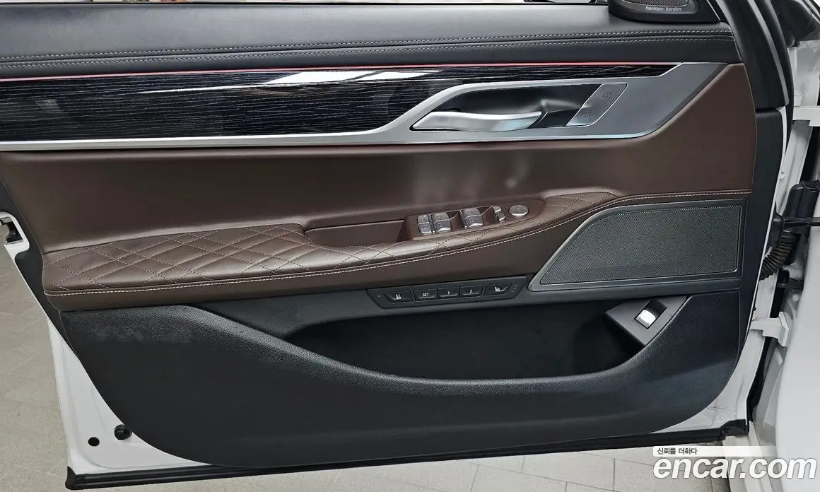 BMW 7 серия 2022 3.0 автомат (гидро), фото 13