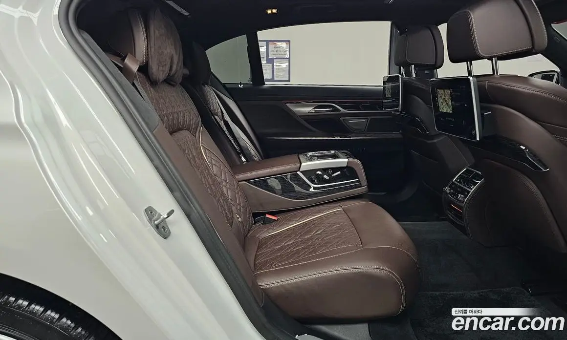 BMW 7 серия 2022 3.0 автомат (гидро), фото 15