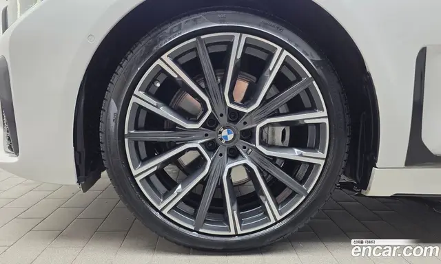 BMW 7 серия 2022 3.0 автомат (гидро), миниатюра 4