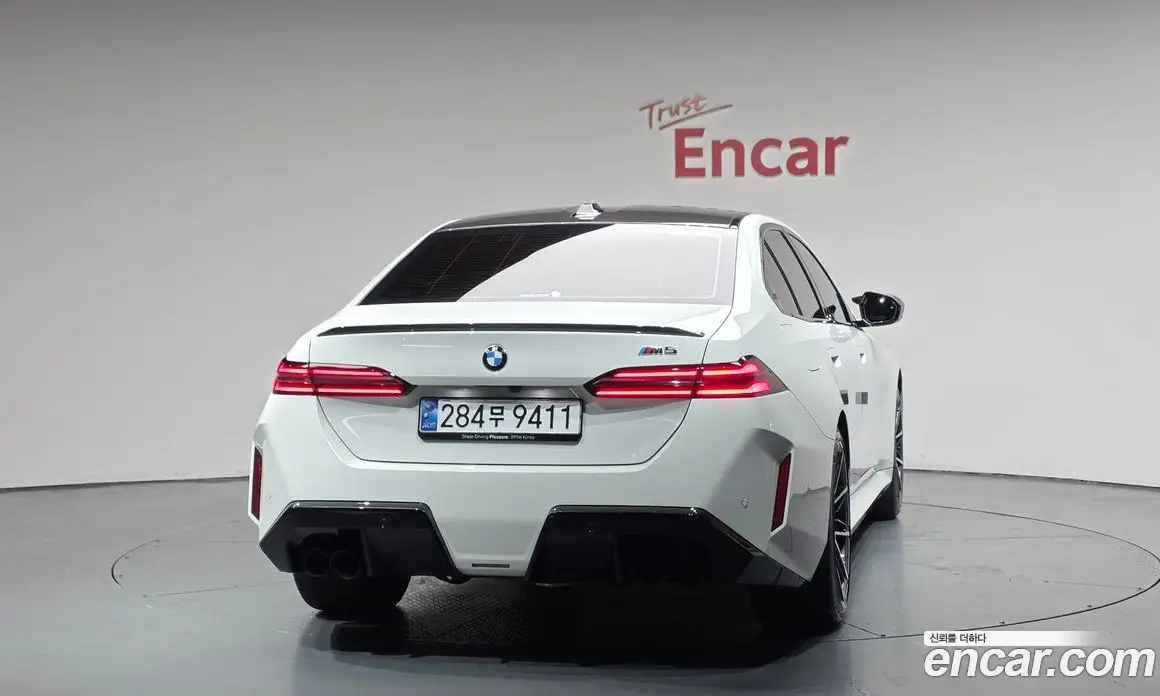 BMW M5 2025 4.4 автомат (гидро), фото 3