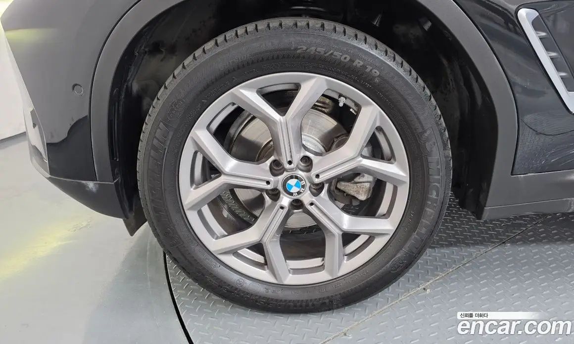 BMW X4 2024 2.0 автомат (гидро), фото 5 BMW X4 2024 2.0 автомат (гидро), фото 5