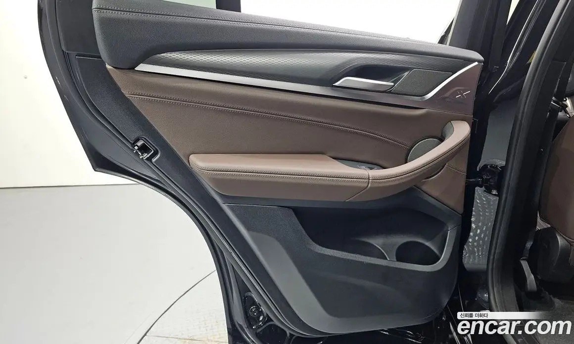 BMW X4 2025 2.0 автомат (гидро), фото 15 BMW X4 2025 2.0 автомат (гидро), фото 15