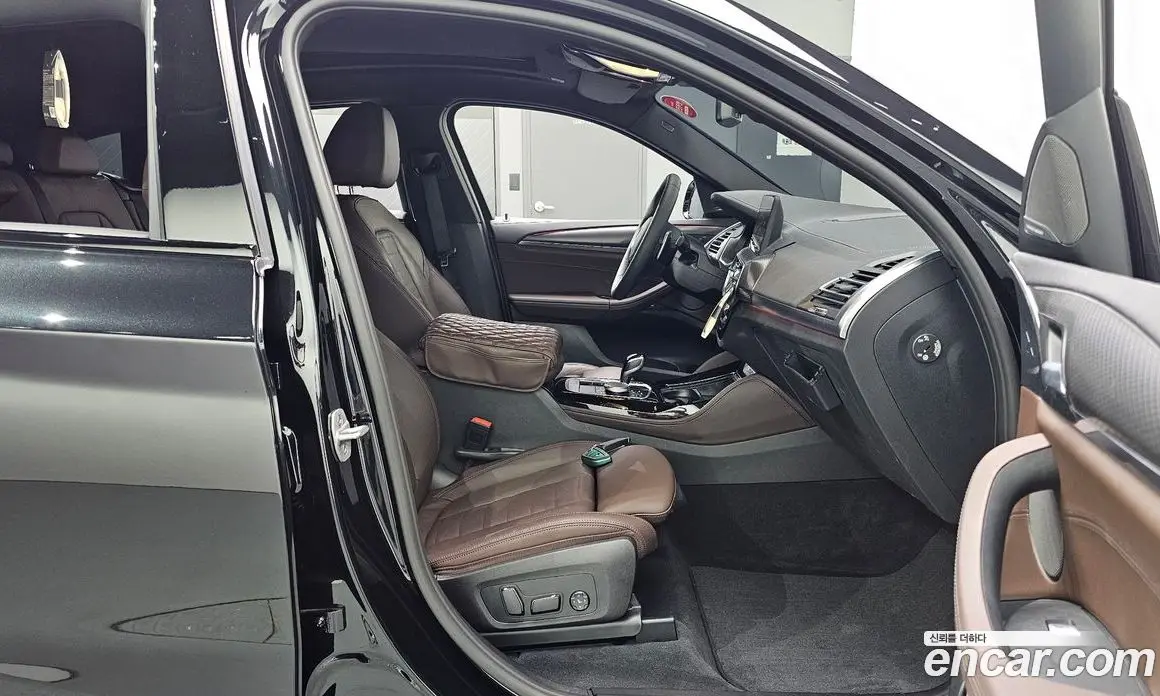 BMW X4 2025 2.0 автомат (гидро), фото 16 BMW X4 2025 2.0 автомат (гидро), фото 16