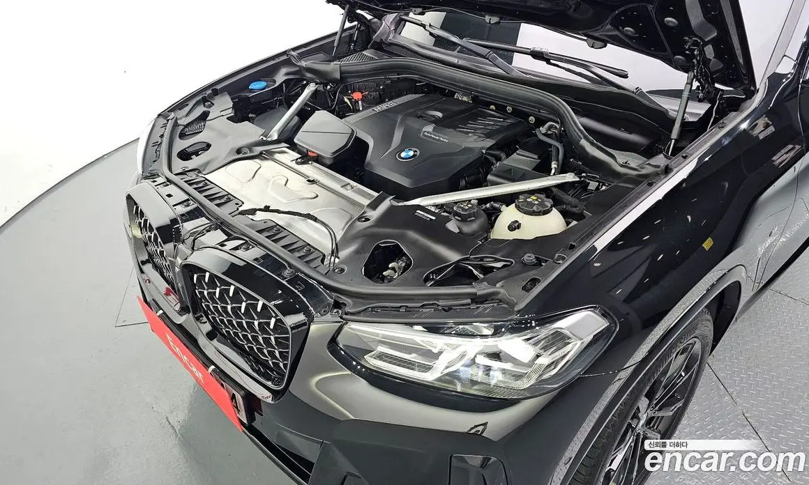 BMW X4 2025 2.0 автомат (гидро), фото 6 BMW X4 2025 2.0 автомат (гидро), фото 6
