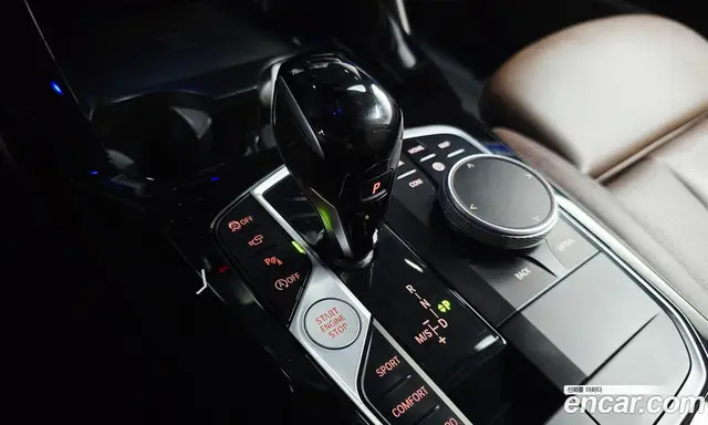 BMW X4 2025 2.0 автомат (гидро), миниатюра 12