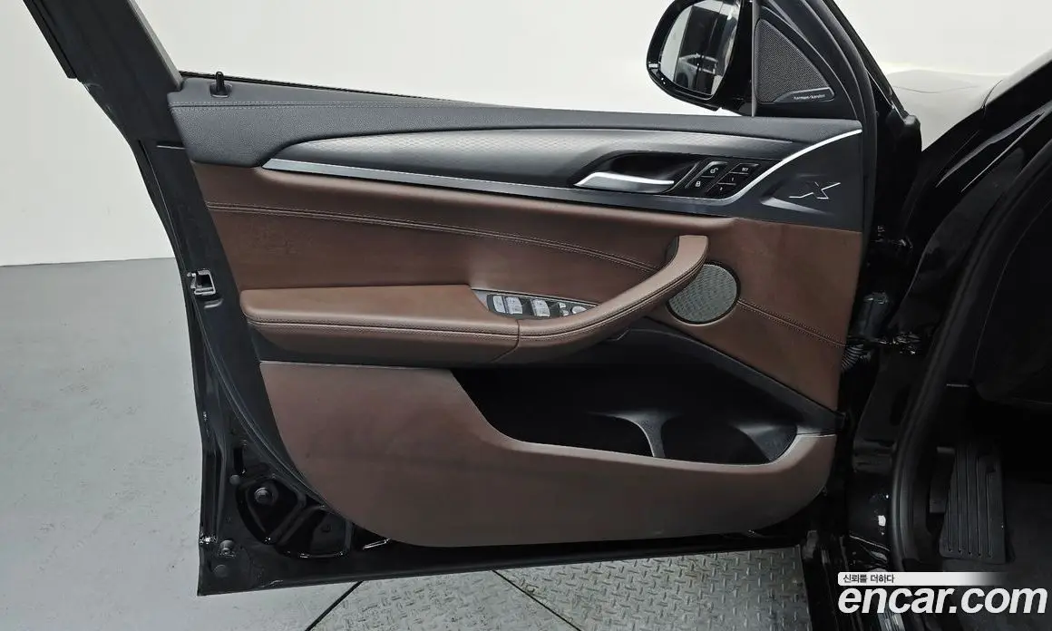 BMW X4 2025 2.0 автомат (гидро), фото 14