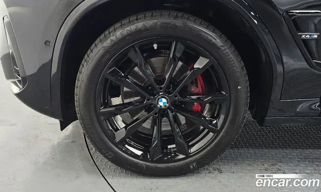 BMW X4 2025 2.0 автомат (гидро), миниатюра 5