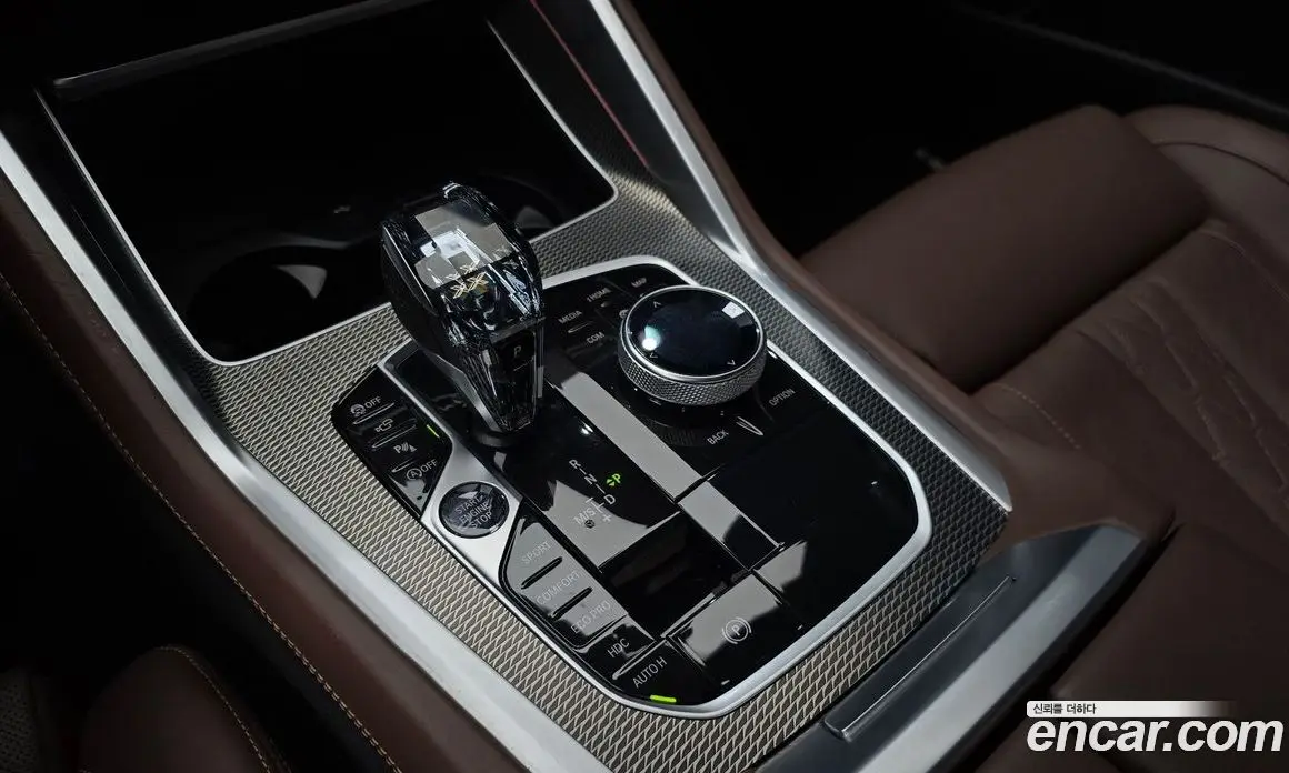 BMW X6 2022 3.0 автомат (гидро), фото 12