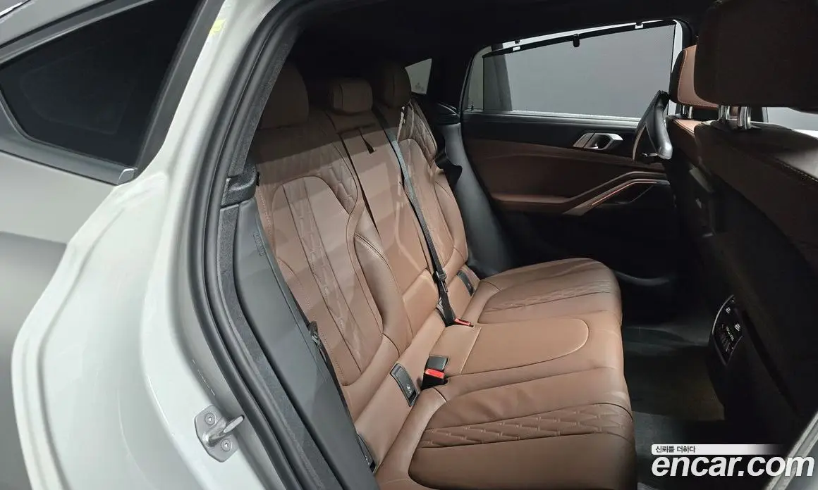 BMW X6 2022 3.0 автомат (гидро), фото 17