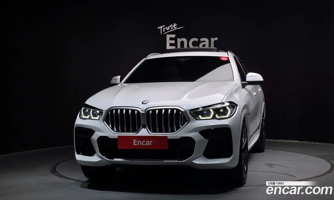 BMW X6 2022 3.0 автомат (гидро), фото 3