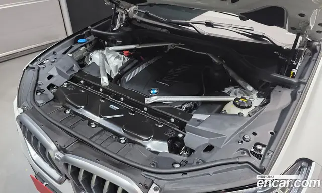 BMW X6 2022 3.0 автомат (гидро), миниатюра 6