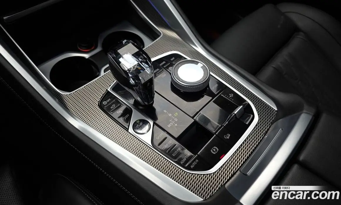 BMW X6 2023 3.0 автомат (гидро), фото 12