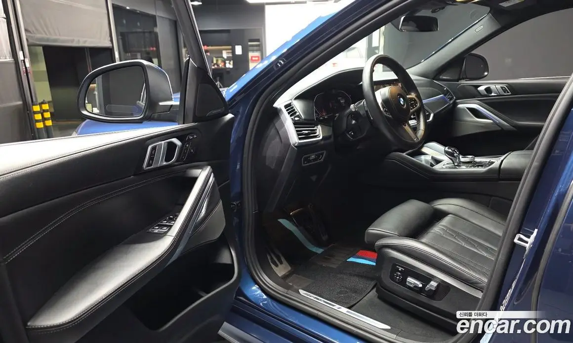 BMW X6 2023 3.0 автомат (гидро), фото 13