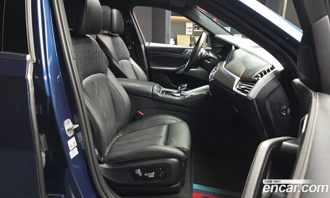 BMW X6 2023 3.0 автомат (гидро), фото 17