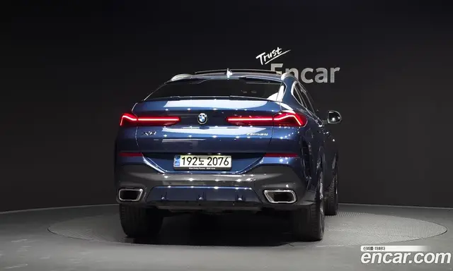 BMW X6 2023 3.0 автомат (гидро), миниатюра 4