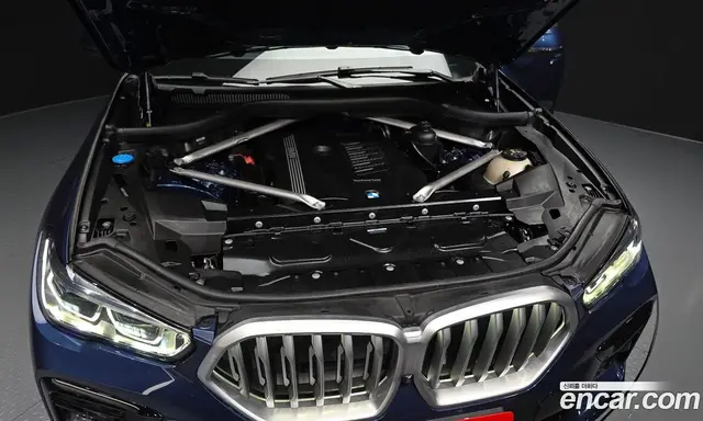 BMW X6 2023 3.0 автомат (гидро), миниатюра 6