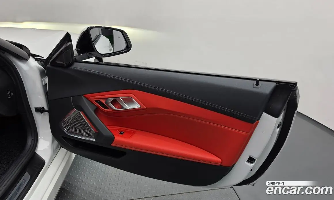 BMW Z4 2023 3.0 автомат (гидро), фото 14