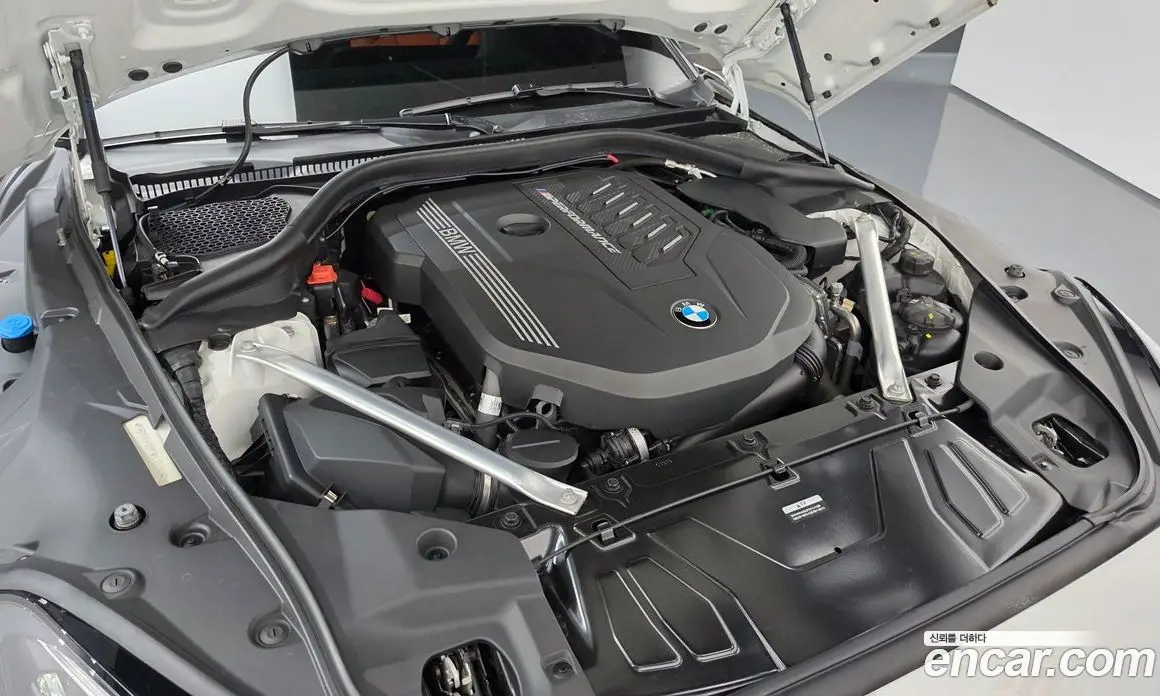 BMW Z4 2023 3.0 автомат (гидро), фото 5