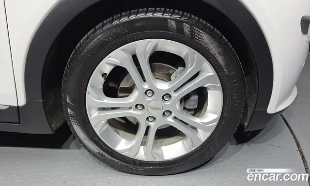 Chevrolet Bolt EV 2019 0.2 автомат (гидро), миниатюра 6 Chevrolet Bolt EV 2019 0.2 автомат (гидро), миниатюра 6