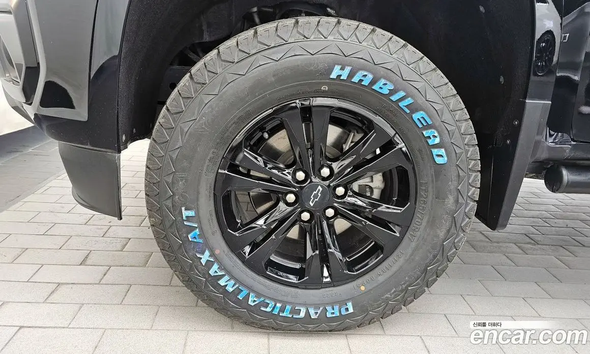 Chevrolet Colorado 2022 3.6 автомат (гидро), фото 6