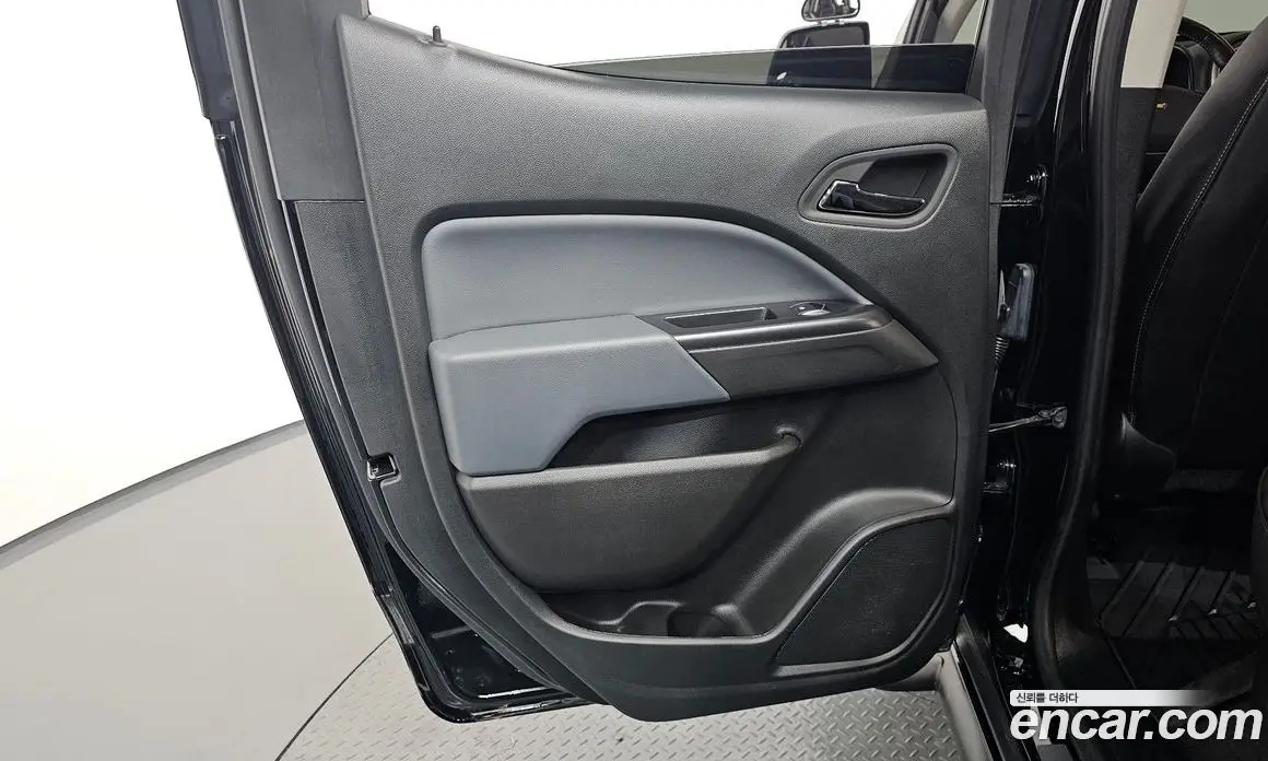 Chevrolet Colorado 2022 3.6 автомат (гидро), фото 15 Chevrolet Colorado 2022 3.6 автомат (гидро), фото 15