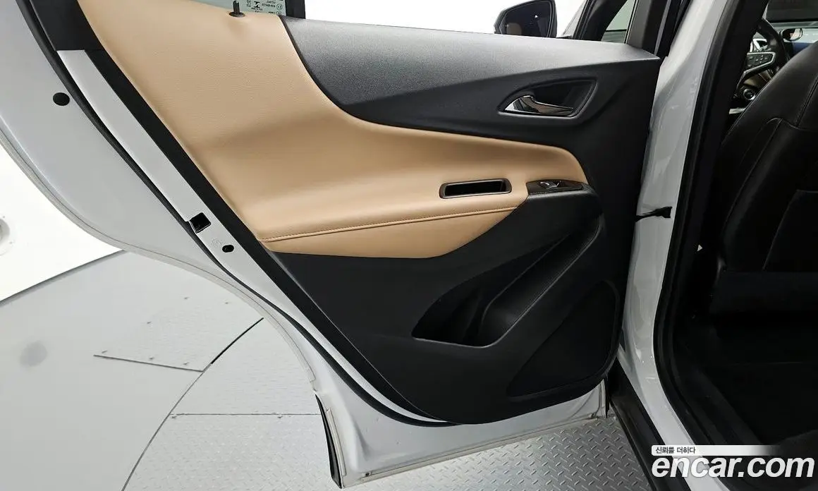 Chevrolet Equinox 2022 1.5 автомат (гидро), фото 15