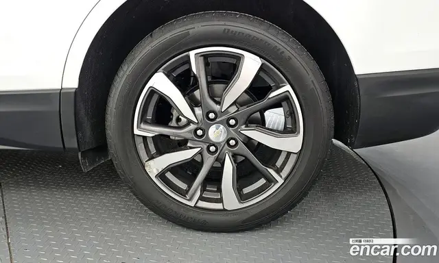 Chevrolet Equinox 2022 1.5 автомат (гидро), миниатюра 7