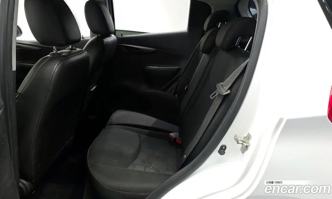 Chevrolet Spark 2016 1.0 автомат (гидро), фото 16 Chevrolet Spark 2016 1.0 автомат (гидро), фото 16