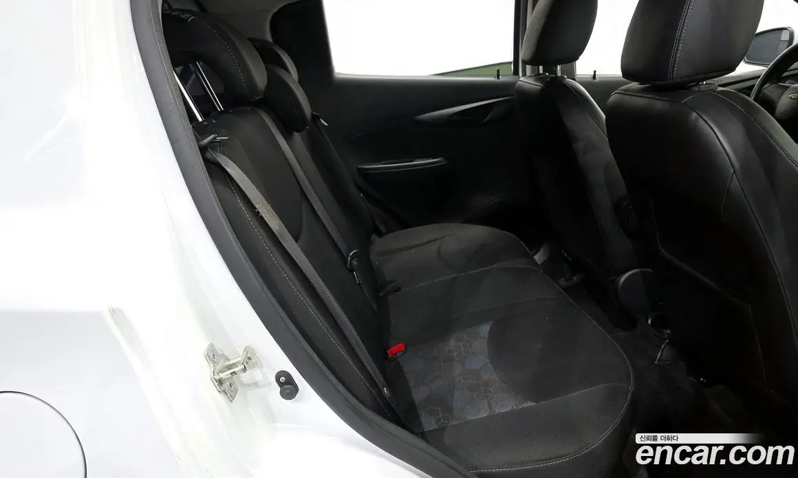 Chevrolet Spark 2016 1.0 автомат (гидро), фото 18 Chevrolet Spark 2016 1.0 автомат (гидро), фото 18