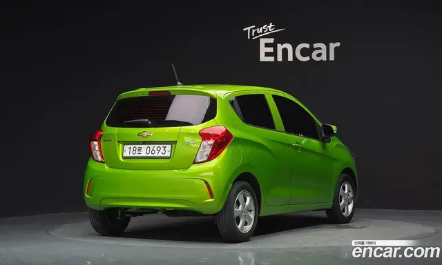 Chevrolet Spark 2016 1.0 автомат (гидро), миниатюра 2