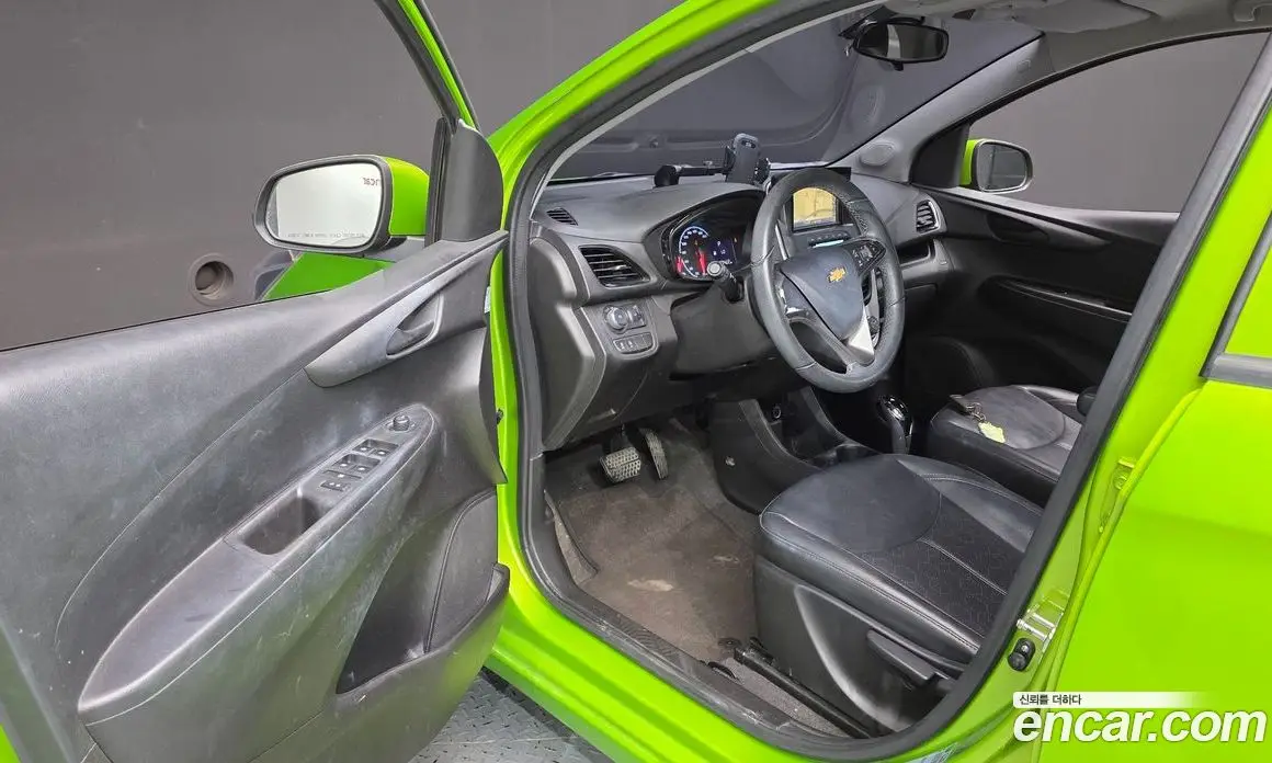 Chevrolet Spark 2016 1.0 автомат (гидро), фото 13