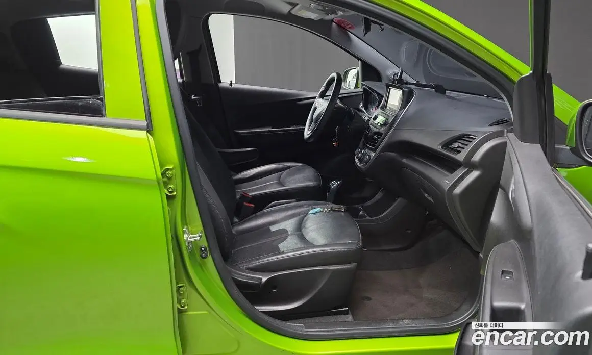 Chevrolet Spark 2016 1.0 автомат (гидро), фото 16