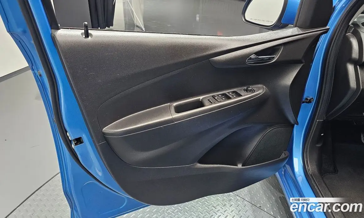 Chevrolet Spark 2017 1.0 автомат (гидро), фото 13